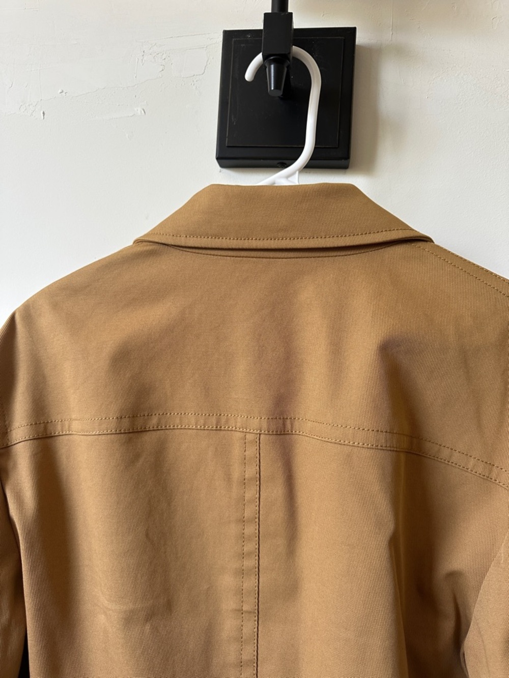 Club Monaco Men's Camel/Tan Cotton Shirt Jacket - Picture 6 of 8